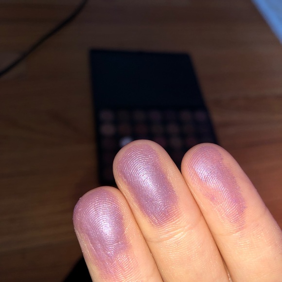 Taupe eyeshadow palette - Picture 2 of 6